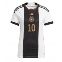 Koszulka piłkarska Niemcy Serge Gnabry #10 Strój Domowy dla kobiety MŚ 2022 tanio Krótki Rękaw